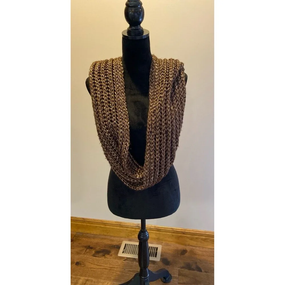 Scarf‎ Talla Unica Brown Bronze Unity Infinity  Open Weave Knit Super Soft Chic